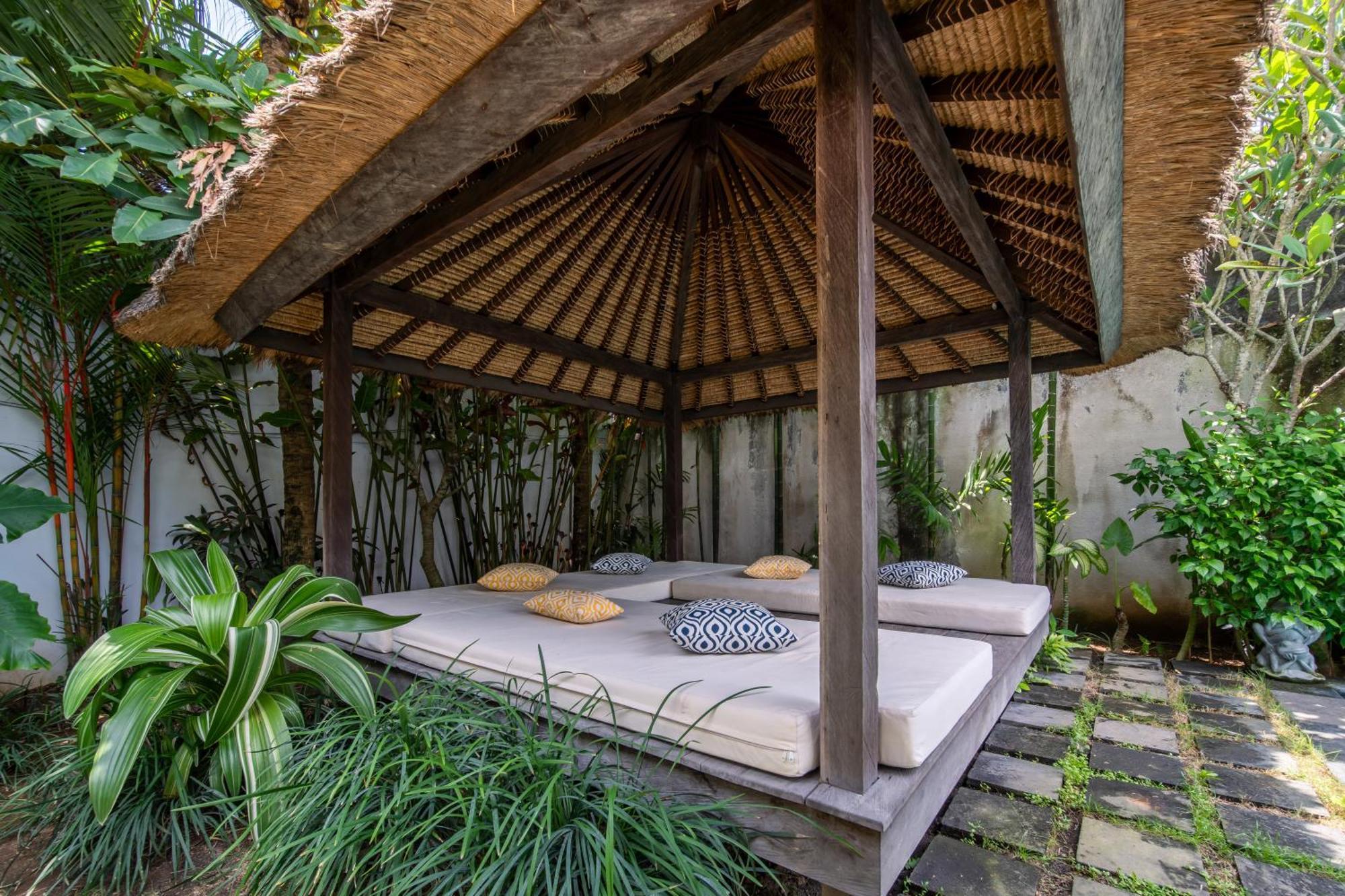 Villa Nikaia By Villa Finder Seminyak Exteriér fotografie